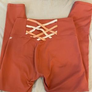 fabletics peachy leggings